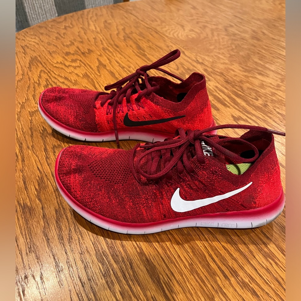 NIKE - Flyknit FREE RUN - W7 M5